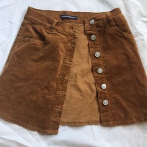 Brandy Melville skirt